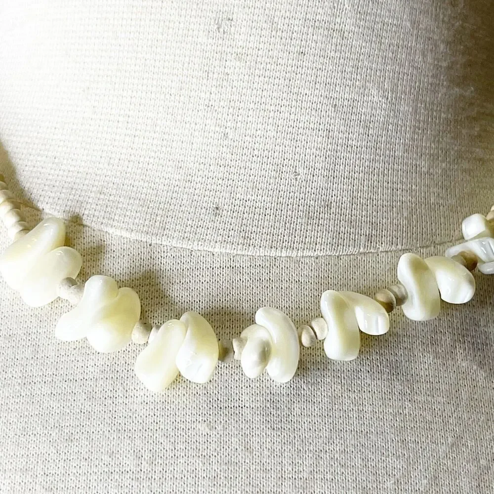 Vintage Avon Jewelry Necklace Mother Of Pearl Tan Wooden Bead Choker 90s Fashion